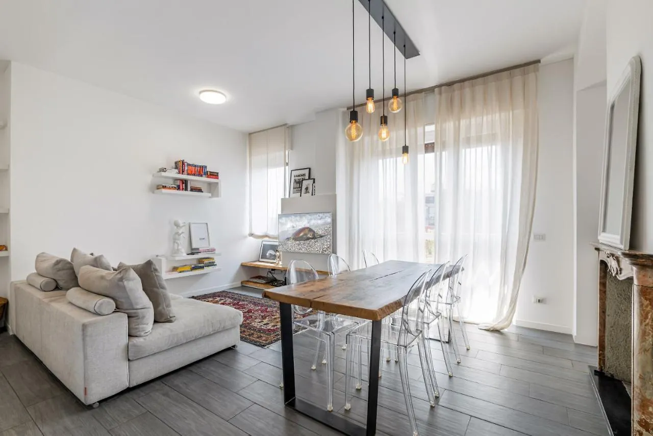 Easylife - Comfort In Pta Romana Con Terrazza Milan